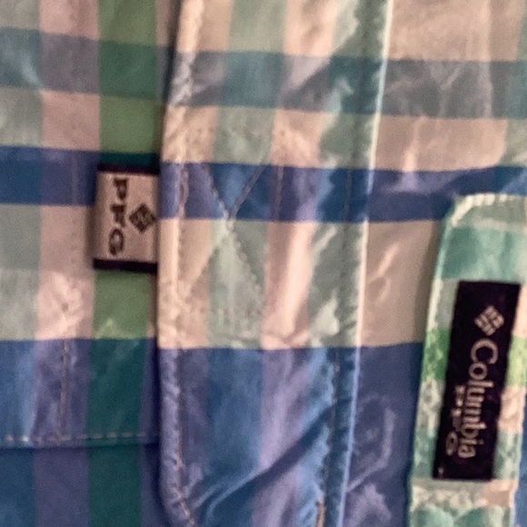 Beautiful Columbia ladies size xl sports wear blouse - Picture 3 of 10